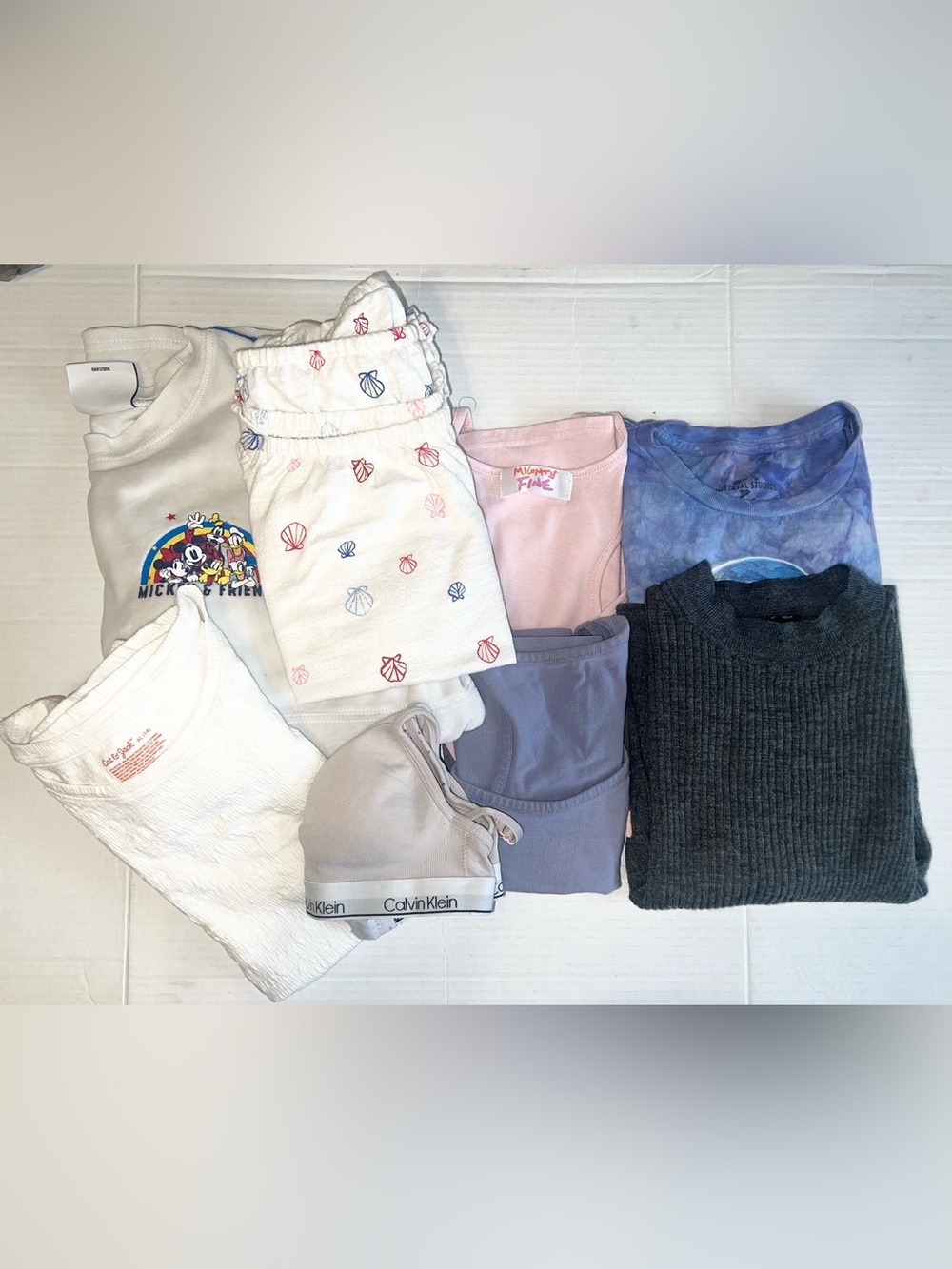 Lot of Girls Tops Size 14/16, 8 piece casual top Lot